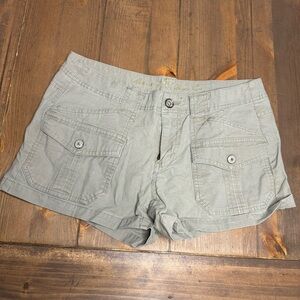 EUC Arizona Jean Co Khaki Shorts Size 7
